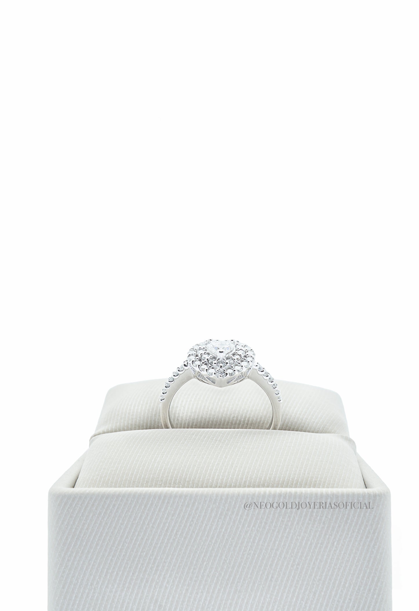 ANILLO OB / DIAMANTES - REF 01365