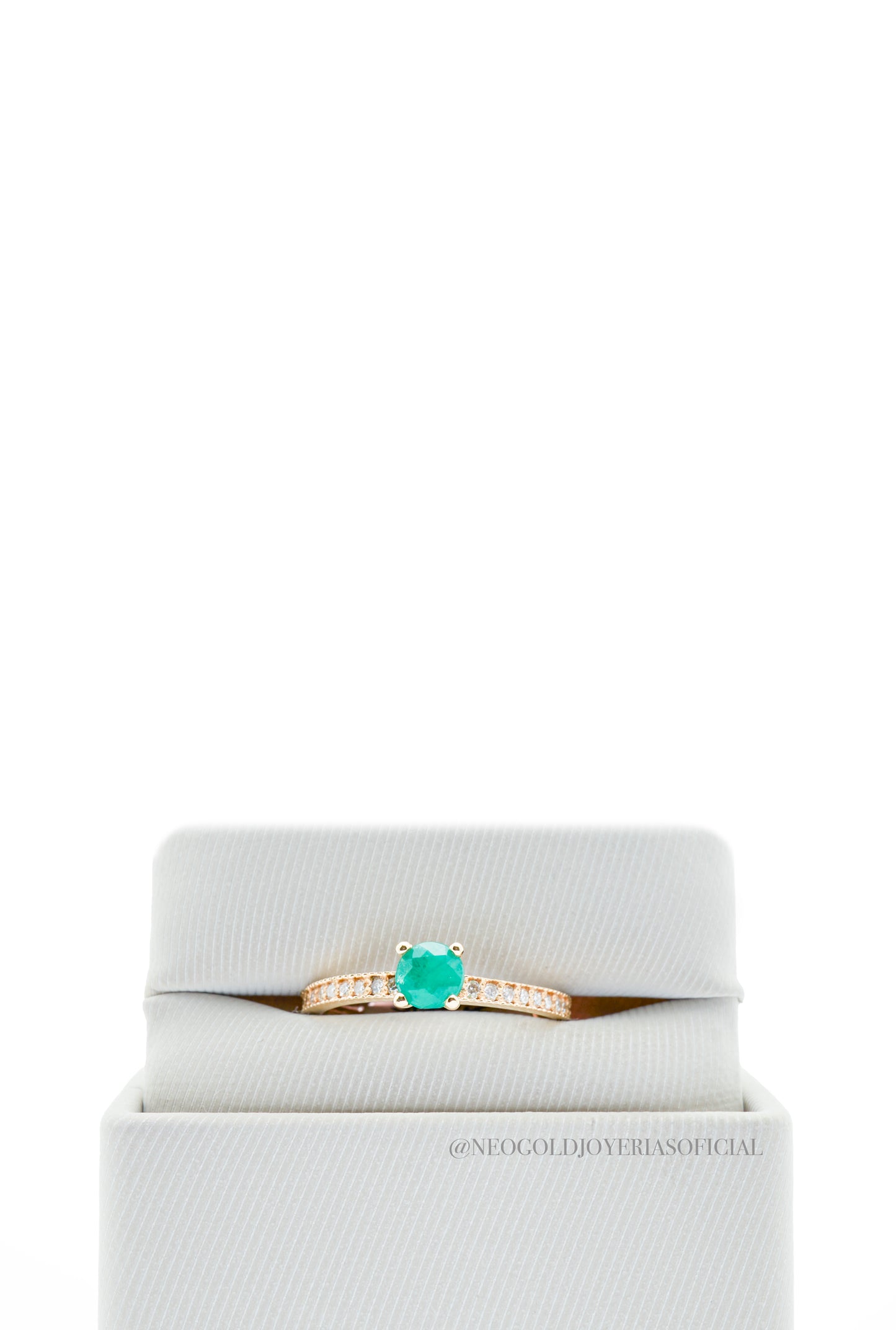 ANILLO OA / ESMERALDA / DIAMANTES - REF 013395
