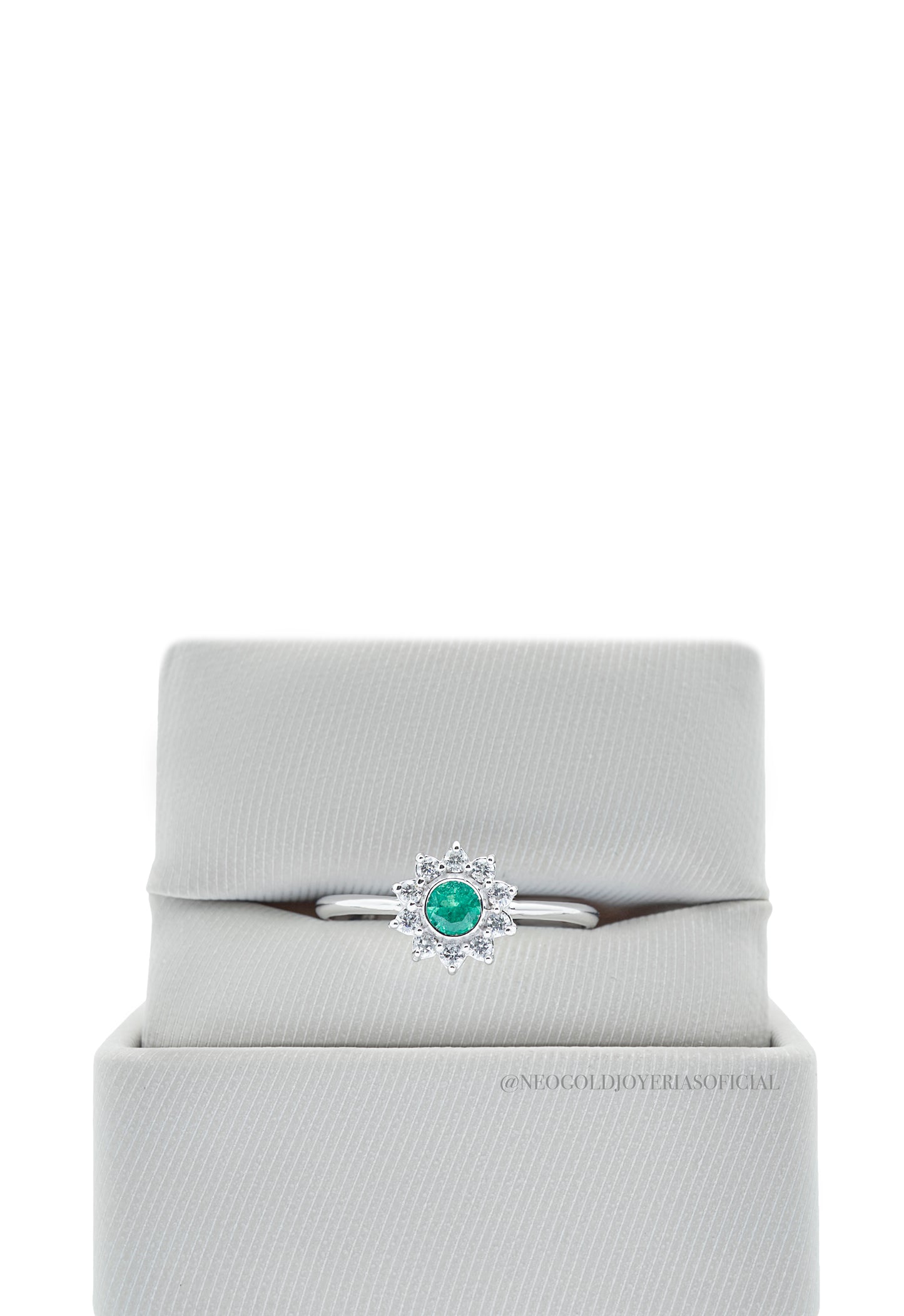 ANILLO OB/ ESMERALDA / DIAMANTES - REF 013411
