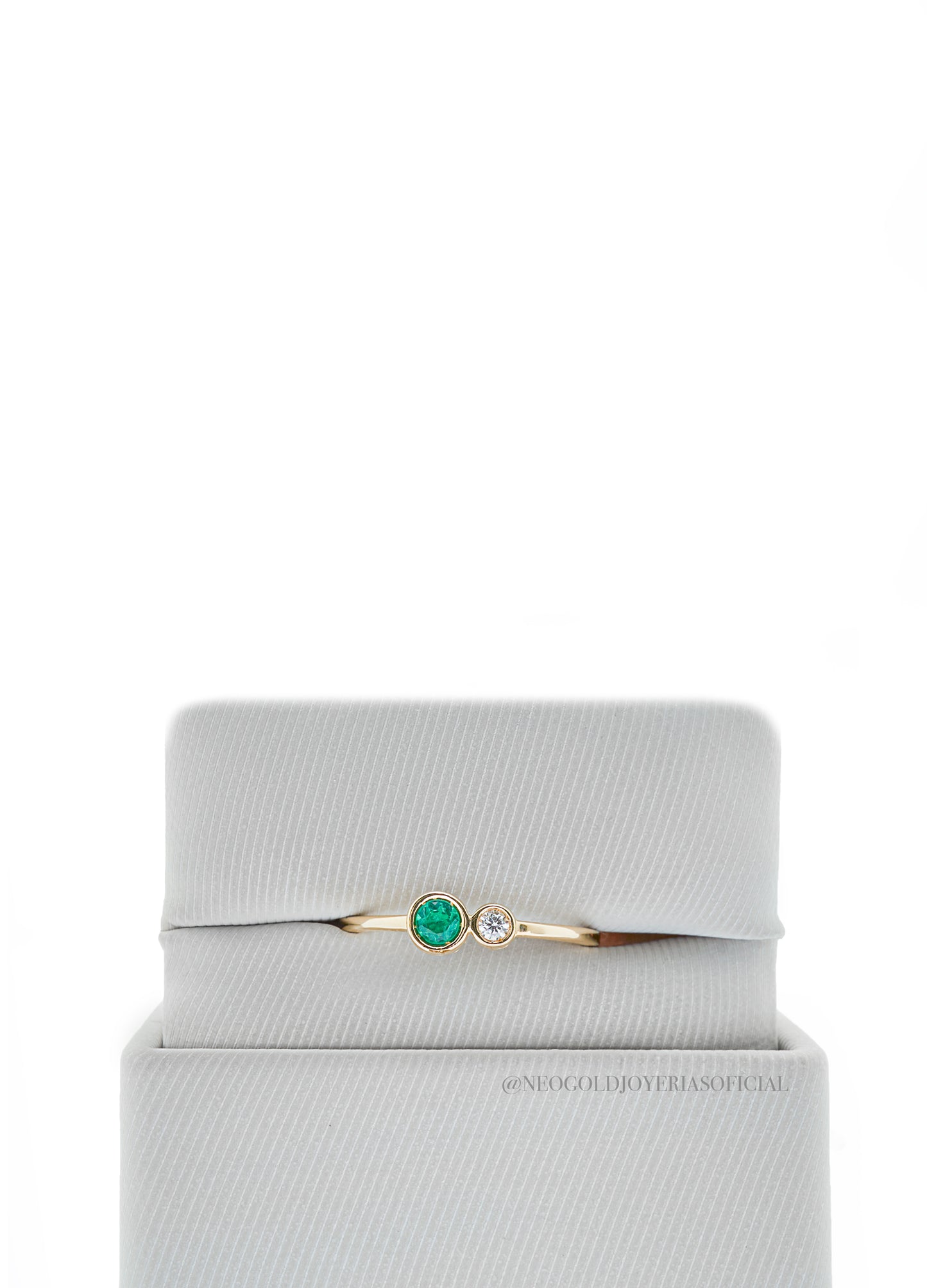 ANILLO OA / ESMERALDA / DIAMANTE - REF 014909