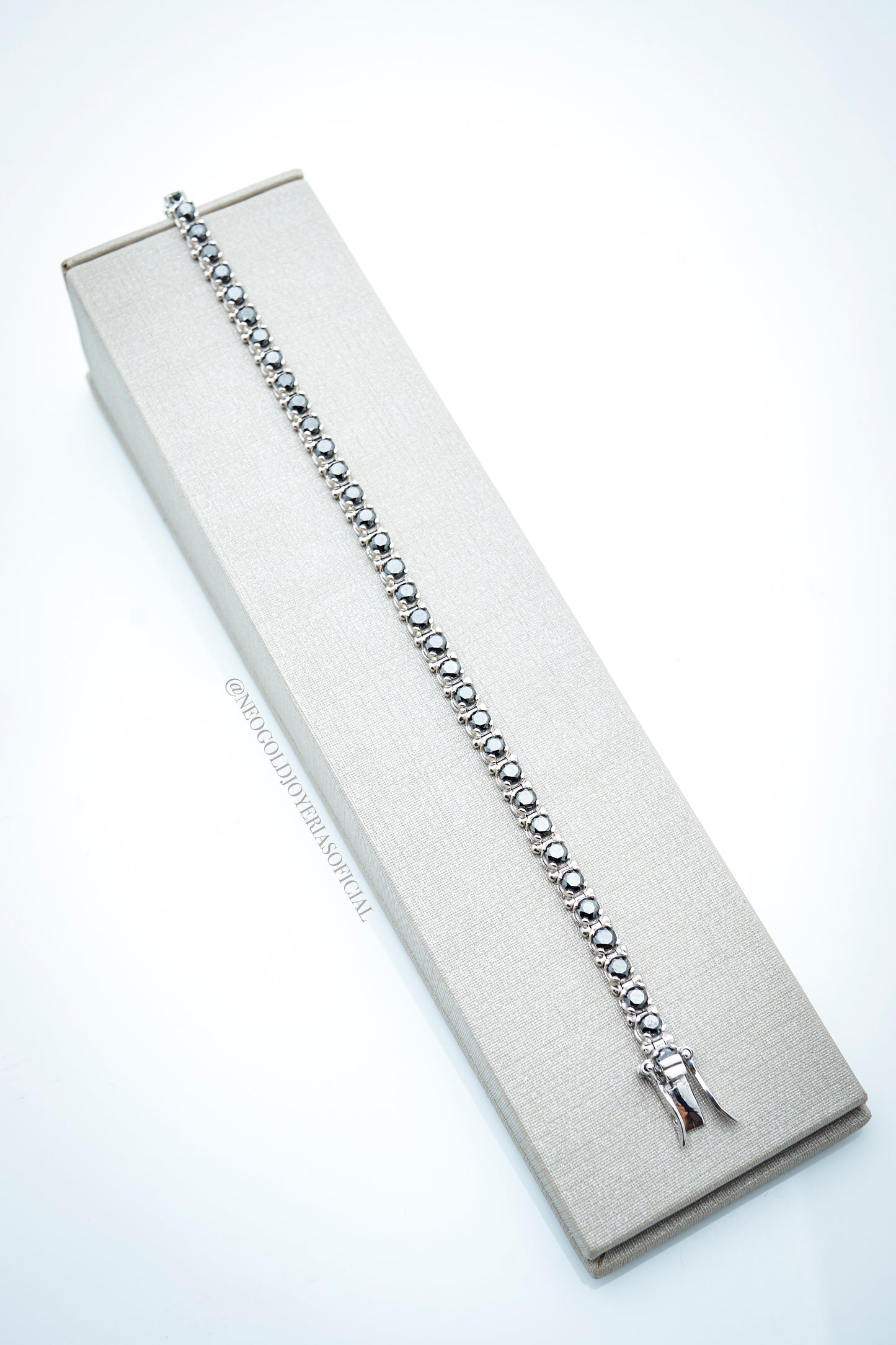 PULSERA TENNIS OB 18k DIAMANTES NEGROS REF 004787
