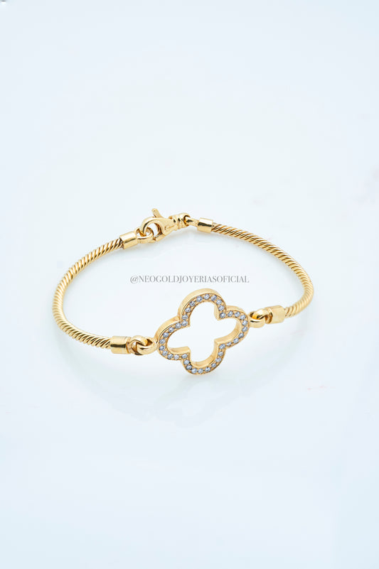 ARO OA 18K, DIAMANTES NATURALES REF 013379