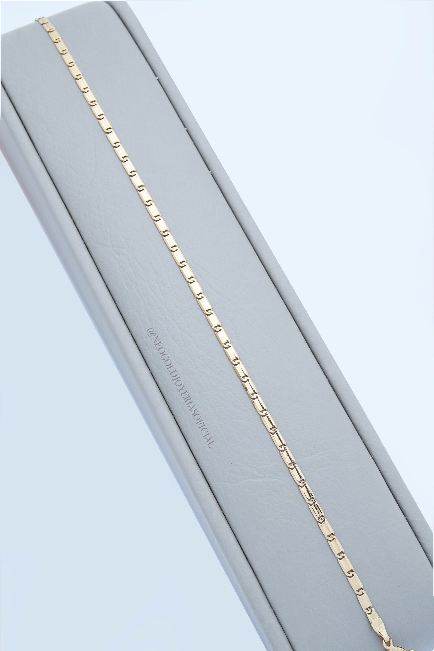 PULSERA ESLABON CUADRADO OA 18K REF 014962